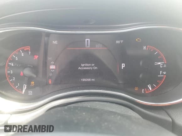 ✅ 2017 Dodge Durango SXT • VIN: 1C4RDHAG3HC798560 • Lot: 83814005. Wystawiony na Copart z przebiegiem 195 098 mil. Bezpłatny archiwum sprzedaży aukcyjnych z USA i szczegółowy raport historii pojazdu na DreamBid. Zdjęcie 9.