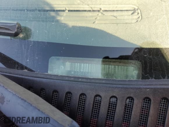 ✅ 2003 Chevrolet Silverado 1500 • VIN: 1GCEK19V63Z287185 • Лот: 73050214. Опубликован ранее на Copart с пробегом 198 487 миль. Бесплатный доступ к архиву аукционных продаж из США и подробный отчёт об истории автомобиля на DreamBid. Изображение 12.