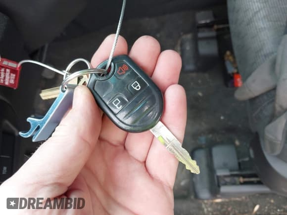 ✅ 2015 Ford Explorer XLT • VIN: 1FM5K8D8XFGA57977 • Lot: 41915110. Wystawiony na IAAI z przebiegiem 192 223 mil. Bezpłatny archiwum sprzedaży aukcyjnych z USA i szczegółowy raport historii pojazdu na DreamBid. Zdjęcie 11.