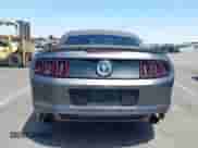 2014 Ford Mustang V6 с VIN 1ZVBP8EM1E5291808, выставлен на аукционе IAAI как лот 42353380 с пробегом 87 733 миль миль и . История ставок и продаж доступна на DreamBid. Изображение 17.