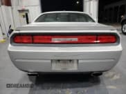 ✅ 2009 Dodge Challenger R/T • VIN: 2B3LJ54TX9H509969 • Lot: 84989044. Wystawiony na Copart z przebiegiem 228 623 mil. Bezpłatny archiwum sprzedaży aukcyjnych z USA i szczegółowy raport historii pojazdu na DreamBid. Zdjęcie 6.