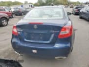 ✅ 2010 Suzuki Kizashi SE • VIN: JS2RF9A31A6100289 • Лот: 72898494. Опубликован ранее на Copart с пробегом 90 766 миль. Бесплатный доступ к архиву аукционных продаж из США и подробный отчёт об истории автомобиля на DreamBid. Изображение 6.