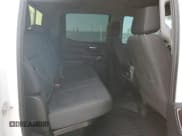 ✅ 2021 GMC Sierra 1500 • VIN: 1GTP8CET3MZ123515 • Lot: 87723335. Wystawiony na Copart z przebiegiem 56 439 mil. Bezpłatny archiwum sprzedaży aukcyjnych z USA i szczegółowy raport historii pojazdu na DreamBid. Zdjęcie 10.