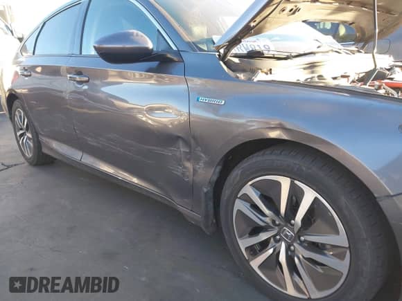 2019 Honda Accord с VIN 1HGCV3F19KA009438, выставлен на аукционе IAAI как лот 43561011 с пробегом 183 327 миль миль и . История ставок и продаж доступна на DreamBid. Изображение 6.
