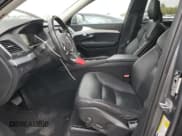 ✅ 2018 Volvo XC90 Momentum • VIN: YV4A22PK3J1372412 • Лот: 90115655. Опубликован ранее на Copart с пробегом 54 131 миль. Бесплатный доступ к архиву аукционных продаж из США и подробный отчёт об истории автомобиля на DreamBid. Изображение 7.