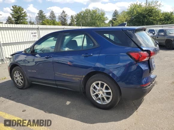 ✅ 2022 Chevrolet Equinox LS • VIN: 3GNAX5EV8NS113347 • Lot: 71432195. Listed on Copart with 73,319 mi. Free auction sales archive from the USA and detailed vehicle history report at DreamBid. Image 2.