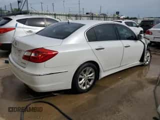 2013 Hyundai Genesis 3.8L with VIN KMHGC4DD0DU209260, listed as a Copart auction lot 71256394 with Not provided miles and Non repairable. Bid and sale history available at DreamBid. Image 3.