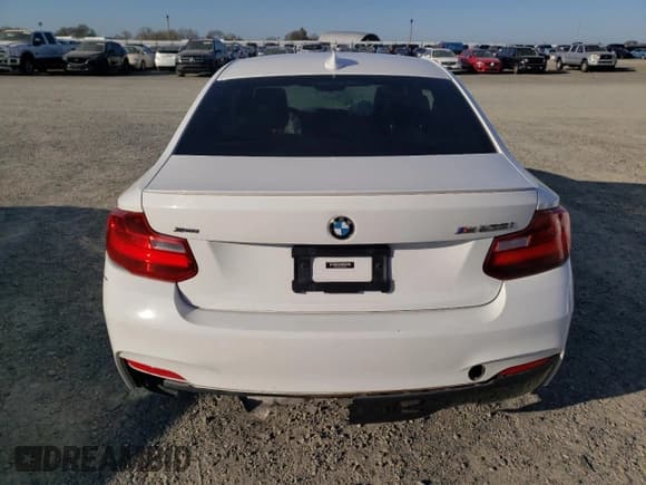 ✅ 2015 BMW 2 Series M235i xDrive • VIN: WBA1J9C57FVX98440 • Лот: 47275315. Опубликован ранее на Copart с пробегом Не указан. Бесплатный доступ к архиву аукционных продаж из США и подробный отчёт об истории автомобиля на DreamBid. Изображение 6.