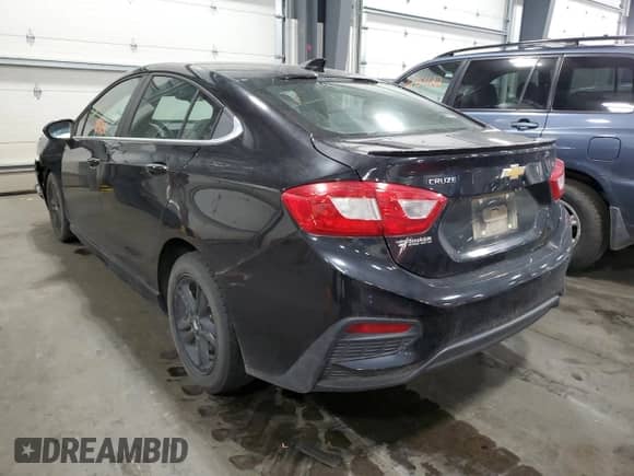 2017 Chevrolet Cruze LT z VIN 1G1BE5SM7H7202224, wystawiony jako Copart lot #62196002 z przebiegiem 89 652 mil mil oraz . Historia ofert i sprzedaży dostępna na DreamBid. Obrazek 3.