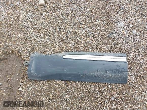 ✅ 2023 Ford Explorer XLT • VIN: 1FMSK8DH4PGB28563 • Lot: 43215905. Listed on IAAI with 48,987 mi. Free auction sales archive from the USA and detailed vehicle history report at DreamBid. Image 12.