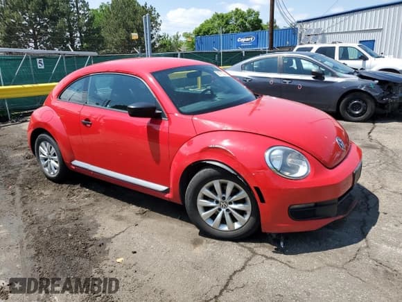 ✅ 2014 Volkswagen Beetle Entry • VIN: 3VWF17AT6EM654785 • Lot: 59775535. Listed on Copart with 125,042 mi. Free auction sales archive from the USA and detailed vehicle history report at DreamBid. Image 4.