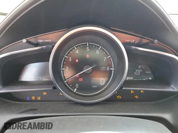 ✅ 2020 Mazda CX-3 Sport • VIN: JM1DKDB78L1470451 • Lot: 82307225. Wystawiony na Copart z przebiegiem 66 094 mil. Bezpłatny archiwum sprzedaży aukcyjnych z USA i szczegółowy raport historii pojazdu na DreamBid. Zdjęcie 9.