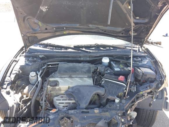 ✅ 2011 Mitsubishi Eclipse GS • VIN: 4A31K5DF1BE002479 • Lot: 41880392. Wystawiony na IAAI z przebiegiem 130 225 mil. Bezpłatny archiwum sprzedaży aukcyjnych z USA i szczegółowy raport historii pojazdu na DreamBid. Zdjęcie 10.