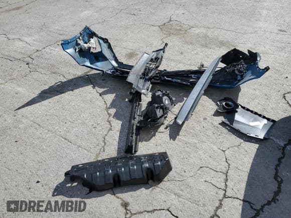 ✅ 2016 Toyota RAV4 XLE • VIN: 2T3RFREV1GW461776 • Лот: 87391205. Опубликован ранее на Copart с пробегом 114 041 миль. Бесплатный доступ к архиву аукционных продаж из США и подробный отчёт об истории автомобиля на DreamBid. Изображение 13.