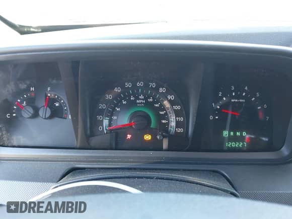 2010 Dodge Journey SE z VIN 3D4PG4FB2AT207958, wystawiony jako IAAI lot #43035194 z przebiegiem 120 227 mil mil oraz . Historia ofert i sprzedaży dostępna na DreamBid. Obrazek 7.