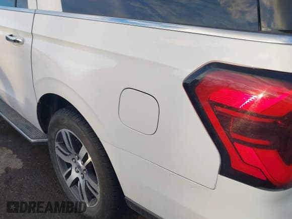 ✅ 2023 Ford Expedition Max Limited • VIN: 1FMJK1K83PEA50648 • Lot: 41396774. Listed on IAAI with 50,737 mi. Free auction sales archive from the USA and detailed vehicle history report at DreamBid. Image 20.