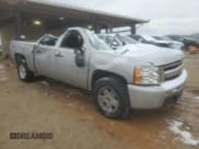 ✅ 2009 Chevrolet Silverado 1500 • VIN: 2GCEC23J191140301 • Lot: 45950505. Wystawiony na Copart z przebiegiem Nie podano. Bezpłatny archiwum sprzedaży aukcyjnych z USA i szczegółowy raport historii pojazdu na DreamBid. Zdjęcie 4.