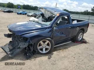 2017 Ram 1500 Express z VIN 3C6JR7AT7HG739103, wystawiony jako Copart lot #61101605 z przebiegiem 130 121 mil mil oraz Nie do naprawy • Non repairable. Historia ofert i sprzedaży dostępna na DreamBid. Obrazek 1.