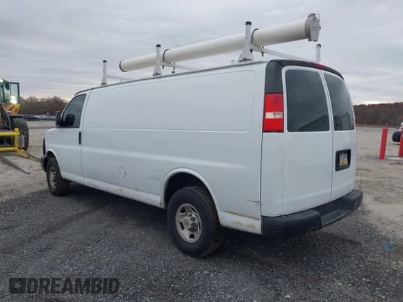 ✅ 2004 Chevrolet Express Cargo • VIN: 1GCHG39U141100288 • Лот: 43633665. Опубликован ранее на IAAI с пробегом 201 859 миль. Бесплатный доступ к архиву аукционных продаж из США и подробный отчёт об истории автомобиля на DreamBid. Изображение 3.