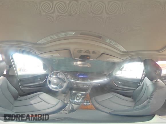 ✅ 2015 BMW 3 Series 328d • VIN: WBA3D3C54FK157437 • Lot: 66045025. Wystawiony na Copart z przebiegiem 102 945 mil. Bezpłatny archiwum sprzedaży aukcyjnych z USA i szczegółowy raport historii pojazdu na DreamBid. Zdjęcie 14.