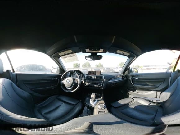 ✅ 2016 BMW 2 Series 228i xDrive • VIN: WBA1L9C56GV325656 • Lot: 42655006. Wystawiony na IAAI z przebiegiem 108 519 mil. Bezpłatny archiwum sprzedaży aukcyjnych z USA i szczegółowy raport historii pojazdu na DreamBid. Zdjęcie 18.