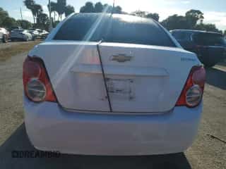 2013 Chevrolet Sonic LS с VIN 1G1JA5SH4D4174288, выставлен на аукционе Copart как лот 74352674 с пробегом Не указан миль и На запчасти • Non repairable. История ставок и продаж доступна на DreamBid. Изображение 6.