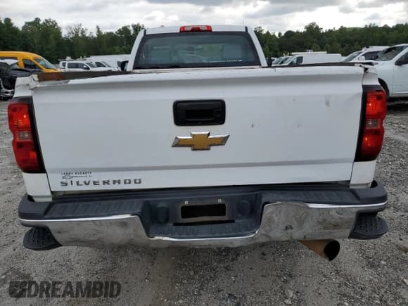 ✅ 2015 Chevrolet Silverado 1500 • VIN: 1GC0CUE81FZ513128 • Лот: 67903215. Опубликован ранее на Copart с пробегом 471 473 миль. Бесплатный доступ к архиву аукционных продаж из США и подробный отчёт об истории автомобиля на DreamBid. Изображение 6.