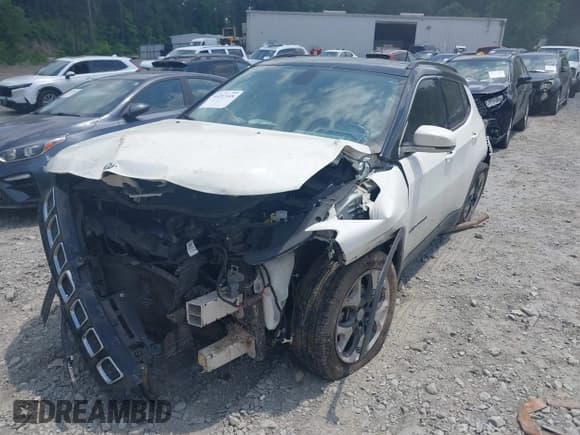 ✅ 2019 Jeep Compass Limited • VIN: 3C4NJCCB1KT711312 • Lot: 42297448. Listed on IAAI with 121,896 mi. Free auction sales archive from the USA and detailed vehicle history report at DreamBid. Image 17.