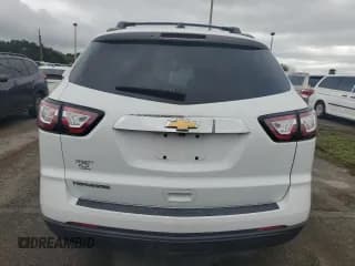 ✅ 2017 Chevrolet Traverse LS • VIN: 1GNKRFKD8HJ137573 • Lot: 74602644. Wystawiony na Copart z przebiegiem Nie podano. Bezpłatny archiwum sprzedaży aukcyjnych z USA i szczegółowy raport historii pojazdu na DreamBid. Zdjęcie 6.