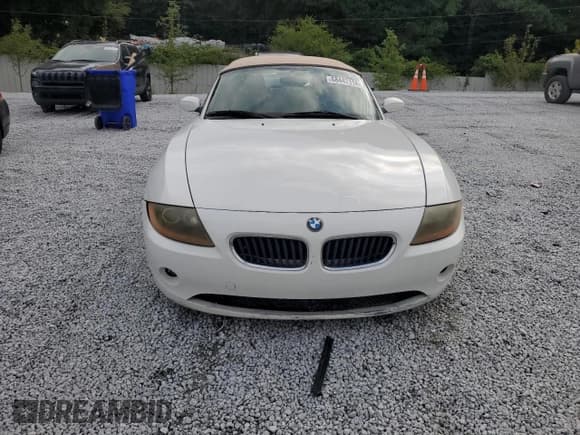 ✅ 2003 BMW Z4 2.5i • VIN: 4USBT33453LS47897 • Lot: 72481004. Wystawiony na Copart z przebiegiem 119 613 mil. Bezpłatny archiwum sprzedaży aukcyjnych z USA i szczegółowy raport historii pojazdu na DreamBid. Zdjęcie 5.