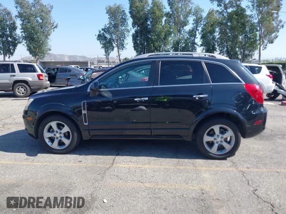 ✅ 2014 Chevrolet Captiva Sport LTZ • VIN: 3GNAL4EK3ES585886 • Lot: 42539836. Wystawiony na IAAI z przebiegiem 125 165 mil. Bezpłatny archiwum sprzedaży aukcyjnych z USA i szczegółowy raport historii pojazdu na DreamBid. Zdjęcie 14.