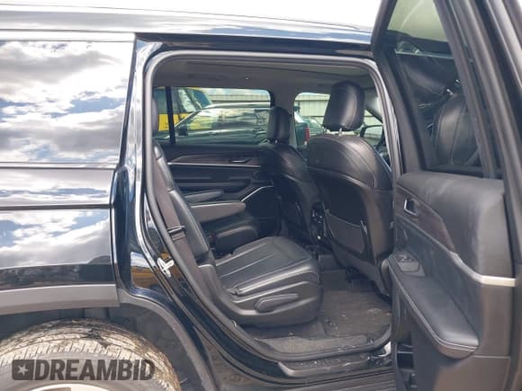 ✅ 2022 Jeep Grand Cherokee Limited • VIN: 1C4RJKBG1N8511736 • Lot: 43183995. Wystawiony na IAAI z przebiegiem 47 332 mil. Bezpłatny archiwum sprzedaży aukcyjnych z USA i szczegółowy raport historii pojazdu na DreamBid. Zdjęcie 8.