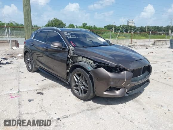 ✅ 2017 Infiniti QX30 Premium • VIN: SJKCH5CP7HA020602 • Lot: 42847032. Listed on IAAI with 138,373 mi. Free auction sales archive from the USA and detailed vehicle history report at DreamBid. Image 1.