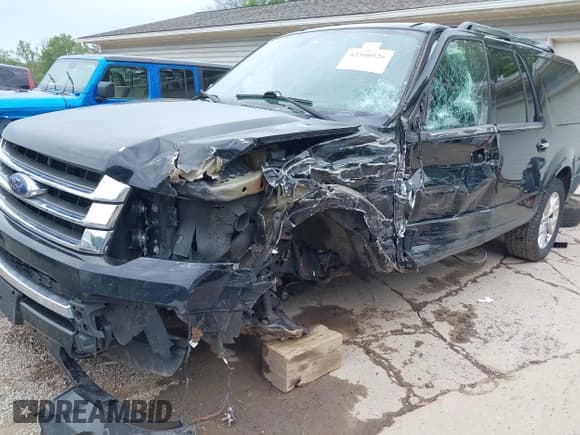 ✅ 2017 Ford Expedition Max Limited • VIN: 1FMJK2AT1HEA23400 • Lot: 42300526. Listed on IAAI with 172,399 mi. Free auction sales archive from the USA and detailed vehicle history report at DreamBid. Image 6.