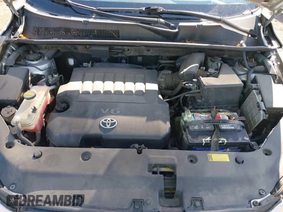 ✅ 2011 Toyota RAV4 Sport • VIN: JTMRK4DVXB5101129 • Lot: 42604898. Listed on IAAI with 177,518 mi. Free auction sales archive from the USA and detailed vehicle history report at DreamBid. Image 10.