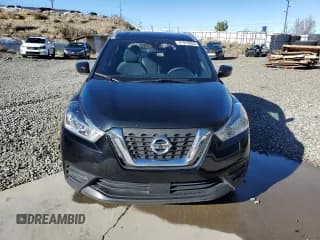 ✅ 2020 Nissan Kicks SV • VIN: 3N1CP5CV7LL491450 • Lot: 91919955. Wystawiony na Copart z przebiegiem 142 685 mil. Bezpłatny archiwum sprzedaży aukcyjnych z USA i szczegółowy raport historii pojazdu na DreamBid. Zdjęcie 5.
