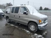 ✅ 2002 Ford Econoline Cargo • VIN: 1FDRE14L92HA94107 • Lot: 92055665. Wystawiony na Copart z przebiegiem 161 644 mil. Bezpłatny archiwum sprzedaży aukcyjnych z USA i szczegółowy raport historii pojazdu na DreamBid. Zdjęcie 4.