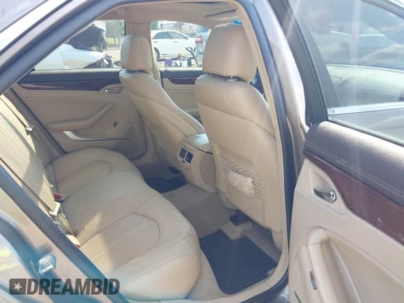 ✅ 2012 Cadillac CTS Luxury • VIN: 1G6DH5E53C0137999 • Лот: 42718527. Опубликован ранее на IAAI с пробегом 130 421 миль. Бесплатный доступ к архиву аукционных продаж из США и подробный отчёт об истории автомобиля на DreamBid. Изображение 8.