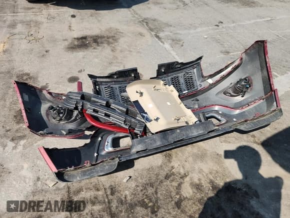 ✅ 2015 Jeep Grand Cherokee Overland • VIN: 1C4RJFCG4FC798140 • Lot: 72048225. Wystawiony na Copart z przebiegiem 154 862 mil. Bezpłatny archiwum sprzedaży aukcyjnych z USA i szczegółowy raport historii pojazdu na DreamBid. Zdjęcie 13.