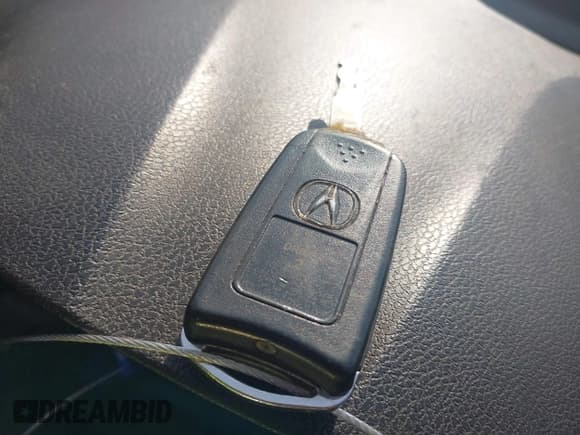 ✅ 2013 Acura TL • VIN: 19UUA8F29DA011506 • Lot: 42953787. Listed on IAAI with 166,485 mi. Free auction sales archive from the USA and detailed vehicle history report at DreamBid. Image 11.