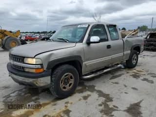 ✅ 1999 Chevrolet Silverado 1500 LT • VIN: 1GCEK19T6XE235437 • Lot: 56287725. Wystawiony na Copart z przebiegiem 196 227 mil mil. Skorzystaj z bezpłatnego archiwum sprzedaży aukcyjnych z USA i zobacz szczegółowy raport historii pojazdu na DreamBid. Zdjęcie 1.