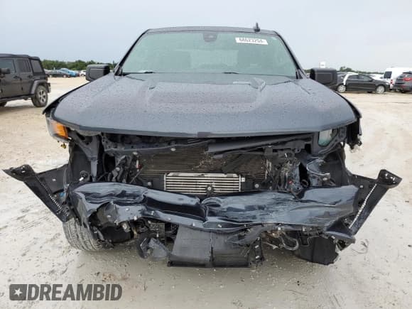 ✅ 2021 Chevrolet Silverado 1500 Custom • VIN: 1GCPWBEK9MZ356810 • Lot: 68623204. Wystawiony na Copart z przebiegiem 71 977 mil. Bezpłatny archiwum sprzedaży aukcyjnych z USA i szczegółowy raport historii pojazdu na DreamBid. Zdjęcie 5.