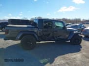 ✅ 2020 Jeep Gladiator Overland • VIN: 1C6HJTFG4LL201352 • Лот: 43614806. Опубликован ранее на IAAI с пробегом 95 727 миль. Бесплатный доступ к архиву аукционных продаж из США и подробный отчёт об истории автомобиля на DreamBid. Изображение 13.
