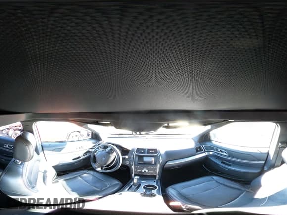 ✅ 2017 Ford Explorer Sport • VIN: 1FM5K8GT8HGE24250 • Lot: 43661057. Wystawiony na IAAI z przebiegiem 105 014 mil. Bezpłatny archiwum sprzedaży aukcyjnych z USA i szczegółowy raport historii pojazdu na DreamBid. Zdjęcie 18.