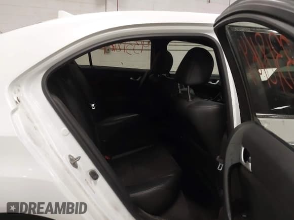 ✅ 2013 Acura TSX Special Edition • VIN: JH4CU2F82DC004208 • Lot: 43318164. Listed on IAAI with 174,436 mi. Free auction sales archive from the USA and detailed vehicle history report at DreamBid. Image 8.