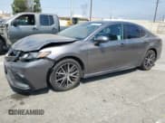 ✅ 2021 Toyota Camry SE • VIN: 4T1G11AK4MU450844 • Lot: 66133245. Listed on Copart with 55,771 mi. Free auction sales archive from the USA and detailed vehicle history report at DreamBid. Image 1.