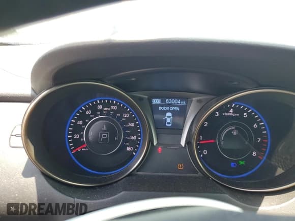 ✅ 2013 Hyundai Genesis Coupe Grand Touring • VIN: KMHHU6KJ9DU110233 • Lot: 59950155. Wystawiony na Copart z przebiegiem 83 004 mil. Bezpłatny archiwum sprzedaży aukcyjnych z USA i szczegółowy raport historii pojazdu na DreamBid. Zdjęcie 9.