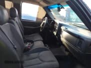 ✅ 2003 Chevrolet Silverado 1500 LS • VIN: 2GCEC19T331345774 • Lot: 41782912. Listed on IAAI with 372,412 mi. Free auction sales archive from the USA and detailed vehicle history report at DreamBid. Image 5.