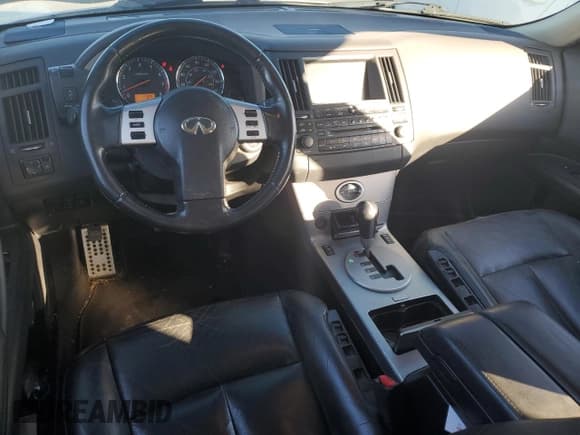 ✅ 2005 Infiniti FX • VIN: JNRBS08W35X401066 • Lot: 79672804. Listed on Copart with 171,990 mi. Free auction sales archive from the USA and detailed vehicle history report at DreamBid. Image 8.