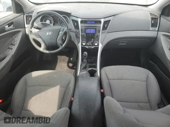 ✅ 2012 Hyundai Sonata GLS • VIN: 5NPEB4ACXCH401482 • Lot: 70580354. Listed on Copart with 100,429 mi. Free auction sales archive from the USA and detailed vehicle history report at DreamBid. Image 8.